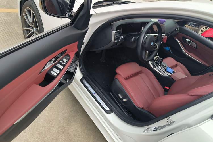 Used BMW 3 Series 2022 325Li M Sport Package Driver Seat