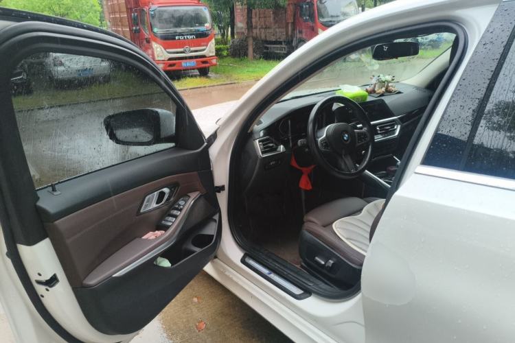 Used BMW 3 Series 2022 320Li M Sport Package Driver Seat