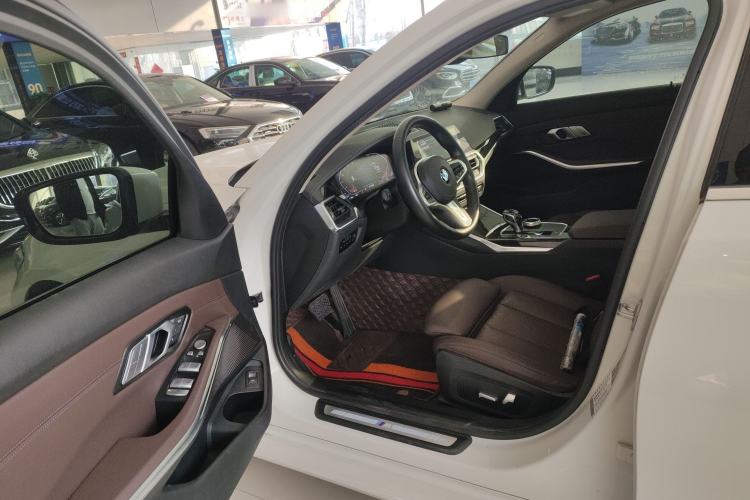 Used BMW 3 Series 2022 325Li M Sport Package Driver Seat