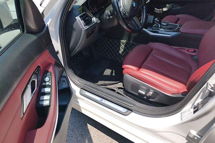 Used BMW 3 Series 2022 325Li M Sport Package Driver Seat