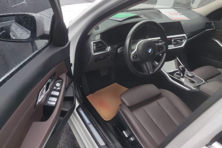 Used BMW 3 Series 2022 320Li M Sport Package Driver Seat