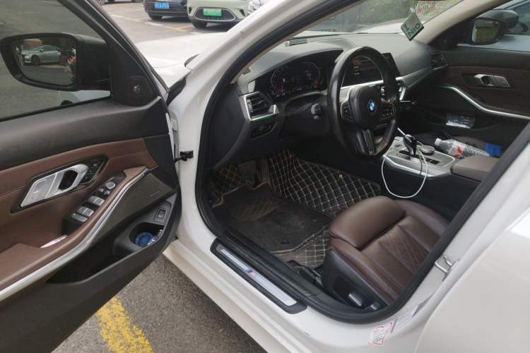 Used BMW 3 Series 2022 325Li M Sport Night Edition Package Driver Seat