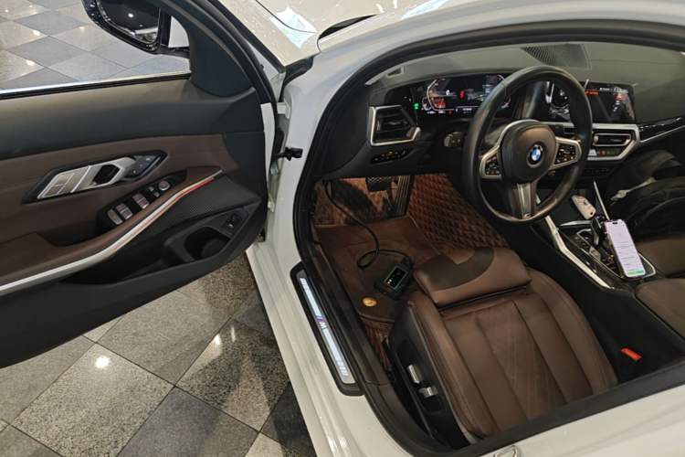 Used BMW 3 Series 2022 325Li M Sport Package Driver Seat