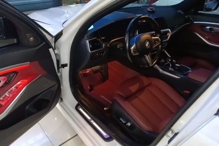Used BMW 3 Series 2022 Updated 325i M Sport Package Driver Seat