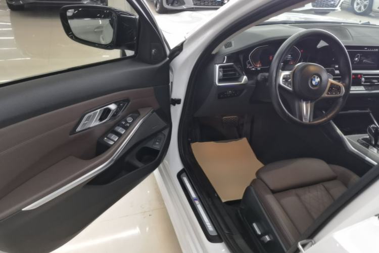 Used BMW 3 Series 2022 325Li M Sport Night Edition Package Driver Seat