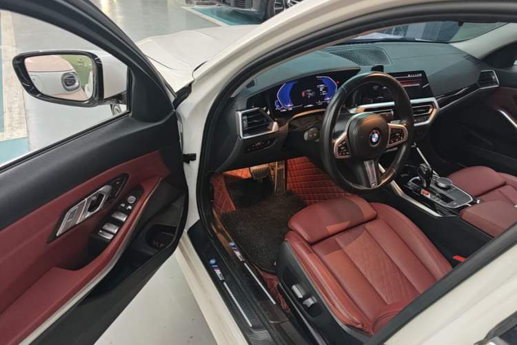 Used BMW 3 Series 2022 Restyled 320Li M Sport Package Driver Seat