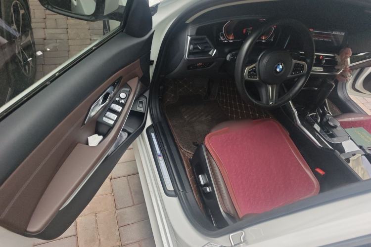 Used BMW 3 Series 2022 325Li M Sport Package Driver Seat