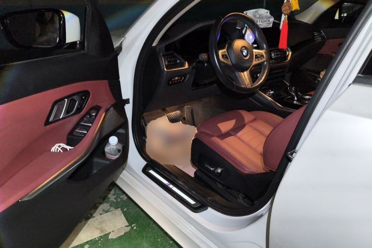Used BMW 3 Series 2022 320Li M Sport Package Driver Seat