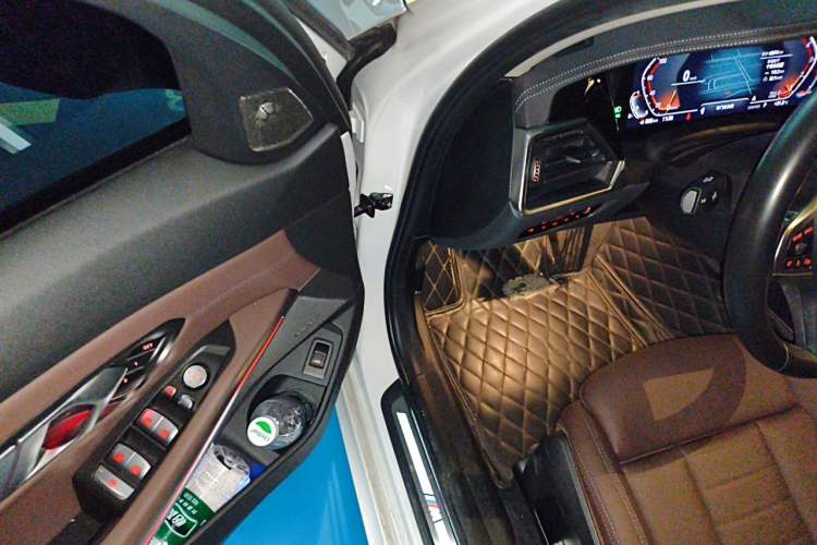 Used BMW 3 Series 2022 325Li M Sport Night Edition Package Driver Seat