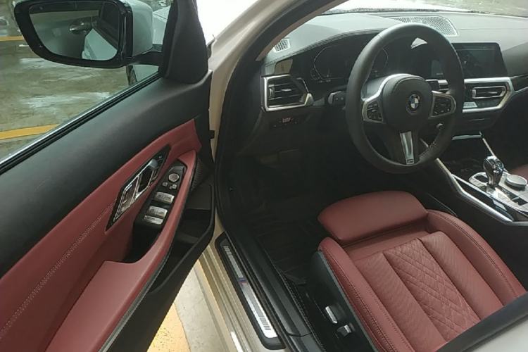 Used BMW 3 Series 2022 320Li M Sport Package Driver Seat