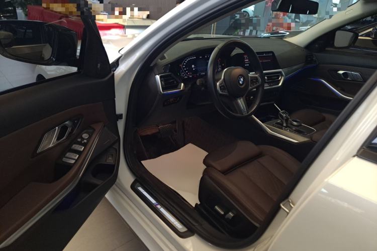 Used BMW 3 Series 2022 Restyled 325Li M Sport Night Edition Package Driver Seat