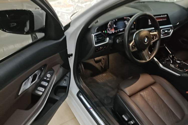 Used BMW 3 Series 2022 325Li M Sport Package Driver Seat