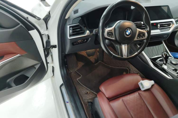 Used BMW 3 Series 2022 320Li M Sport Package Driver Seat