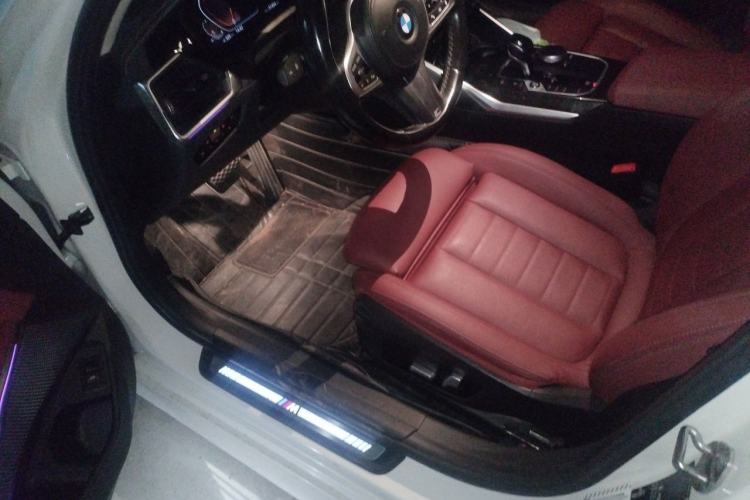 Used BMW 3 Series 2022 325i M Sport Package Driver Seat