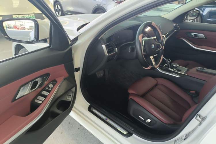 Used BMW 3 Series 2022 Updated 325Li M Sport Package Driver Seat