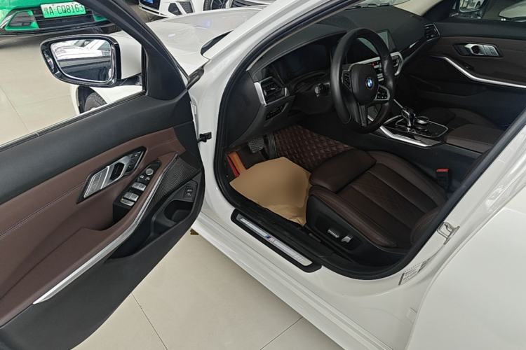 Used BMW 3 Series 2022 325Li M Sport Package Driver Seat