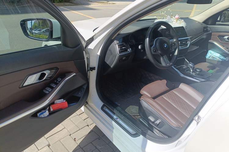 Used BMW 3 Series 2022 325Li M Sport Package Driver Seat