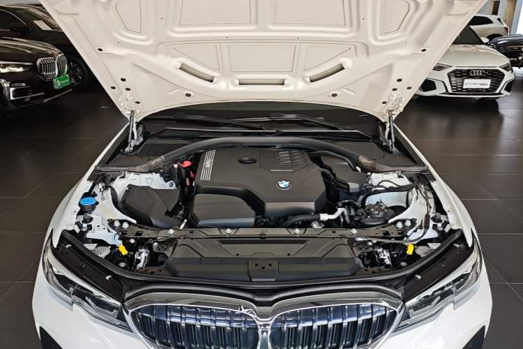 Used BMW 3 Series 2022 Updated 325Li M Sport Package Engine Bay