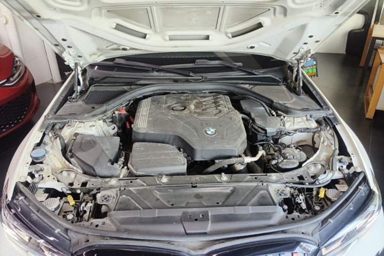Used BMW 3 Series 2022 325i M Sport Night Edition Package Engine Bay