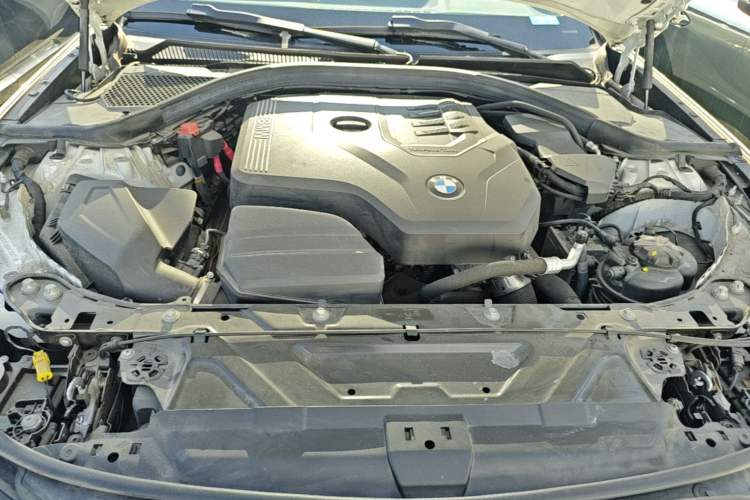 Used BMW 3 Series 2022 325i M Sport Night Edition Package Engine Bay