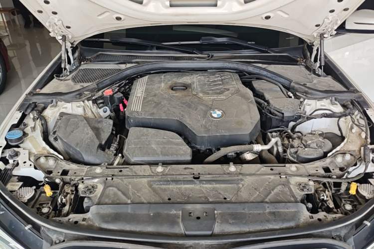 Used BMW 3 Series 2022 325Li M Sport Package Engine Bay