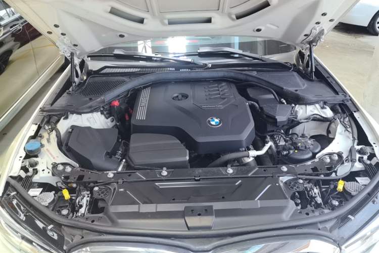 Used BMW 3 Series 2022 325i M Sport Package Engine Bay