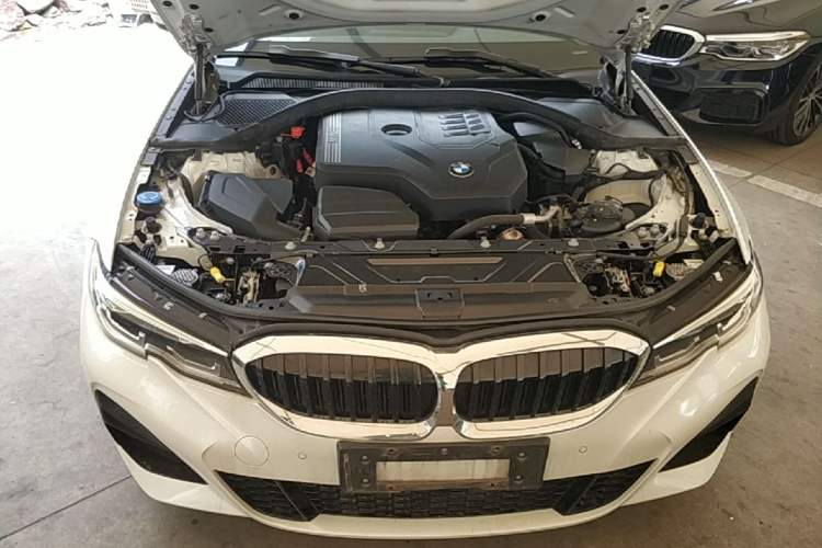 Used BMW 3 Series 2022 320Li M Sport Package Engine Bay