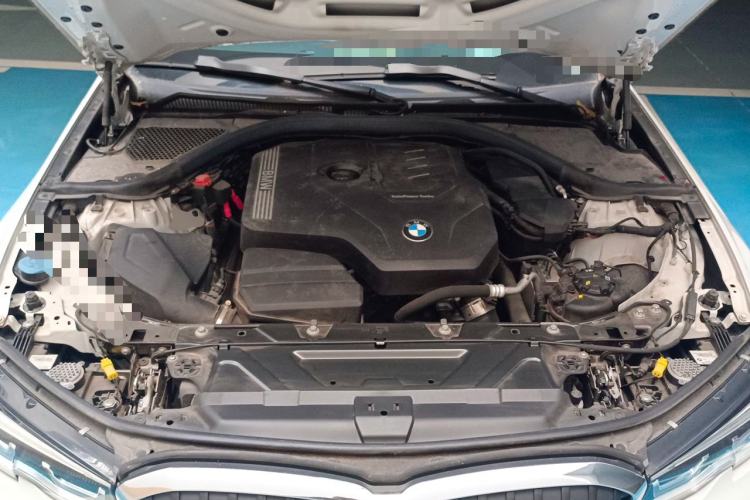 Used BMW 3 Series 2022 320i Sport Package Engine Bay