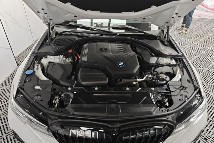 Used BMW 3 Series 2022 325Li M Sport Night Edition Package Engine Bay