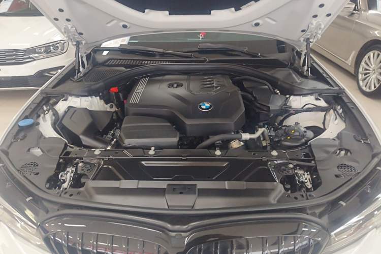 Used BMW 3 Series 2022 Updated 325Li M Sport Package Engine Bay