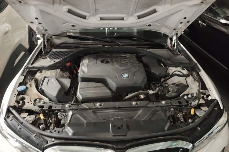 Used BMW 3 Series 2022 Restyled 320Li M Sport Package Engine Bay