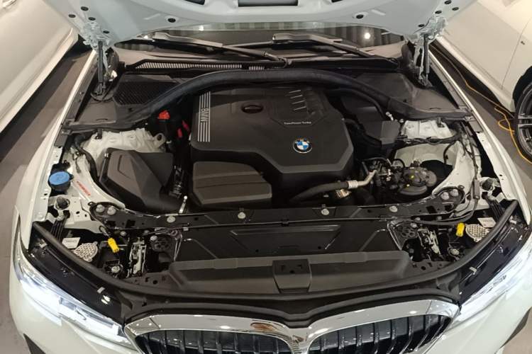 Used BMW 3 Series 2022 325Li M Sport Package Engine Bay