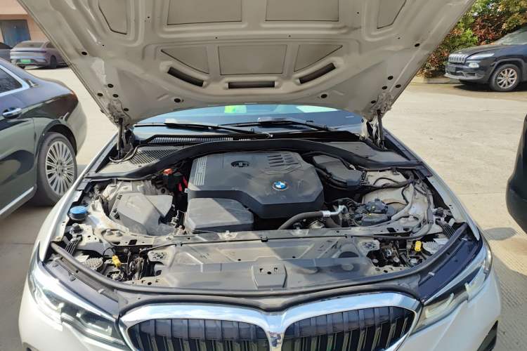 Used BMW 3 Series 2022 325Li M Sport Package Engine Bay