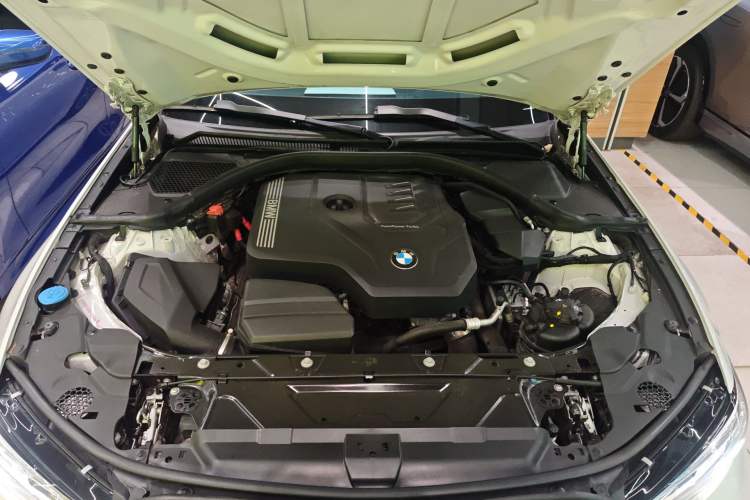 Used BMW 3 Series 2022 325Li M Sport Package Engine Bay