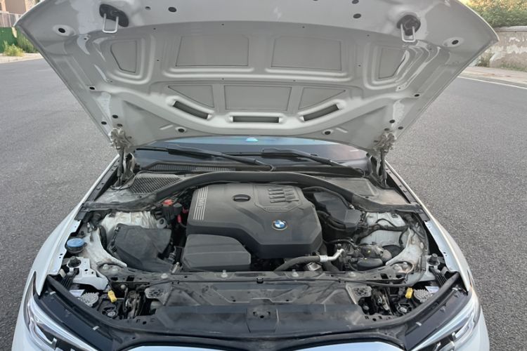 Used BMW 3 Series 2022 325i M Sport Package Engine Bay