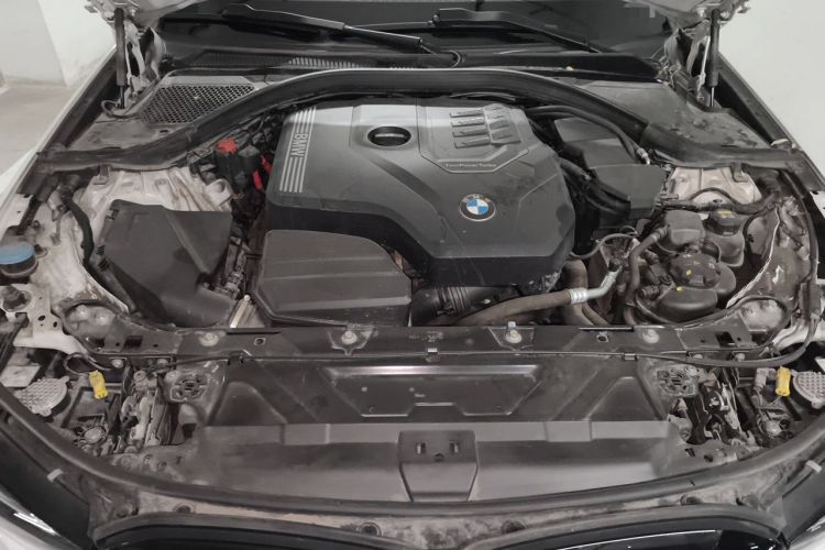 Used BMW 3 Series 2022 330i M Sport Night Edition Engine Bay