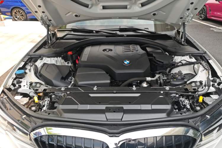 Used BMW 3 Series 2022 325Li M Sport Package Engine Bay