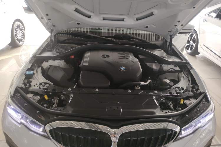 Used BMW 3 Series 2022 320Li M Sport Package Engine Bay