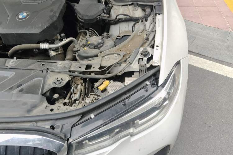 Used BMW 3 Series 2022 320Li M Sport Package Engine Bay Left
