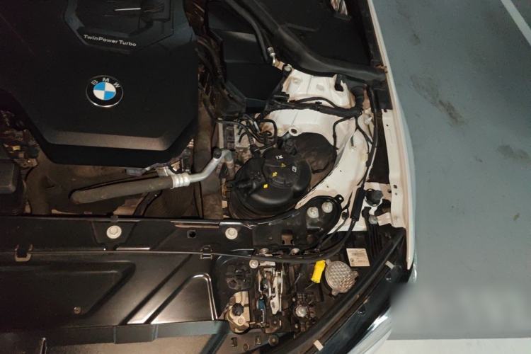 Used BMW 3 Series 2022 325Li M Sport Package Engine Bay Left