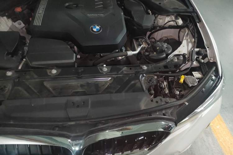 Used BMW 3 Series 2022 320Li M Sport Package Engine Bay Left