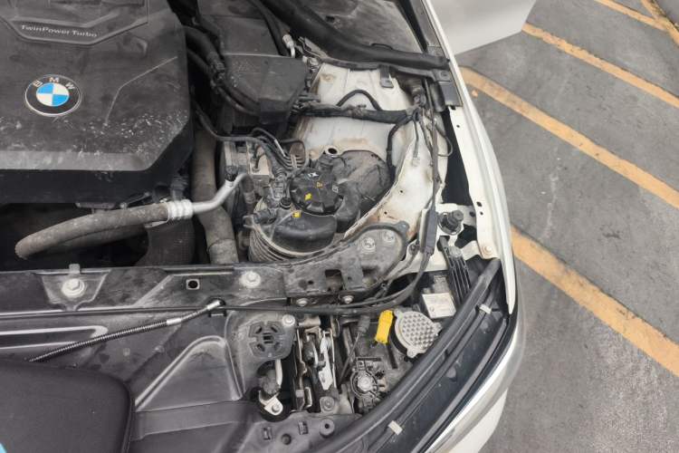 Used BMW 3 Series 2022 325Li M Sport Night Edition Package Engine Bay Left