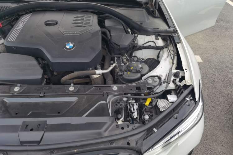 Used BMW 3 Series 2022 Updated 325i M Sport Package Engine Bay Left