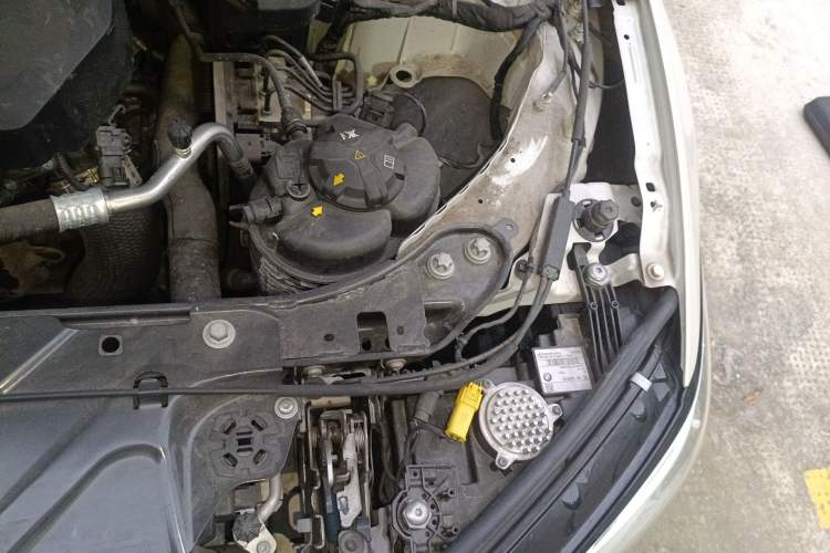 Used BMW 3 Series 2022 Restyled 325Li M Sport Night Edition Package Engine Bay Left