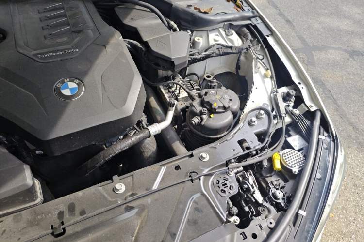 Used BMW 3 Series 2022 325Li M Sport Package Engine Bay Left
