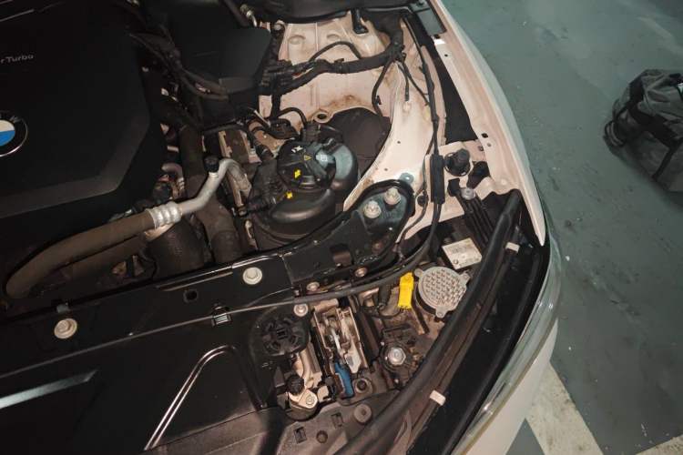 Used BMW 3 Series 2022 Updated 320i Sport Package Engine Bay Left