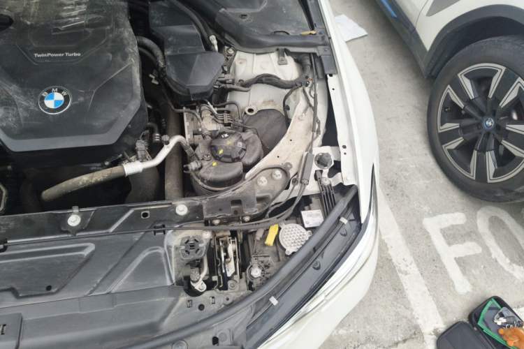 Used BMW 3 Series 2022 320Li M Sport Package Engine Bay Left