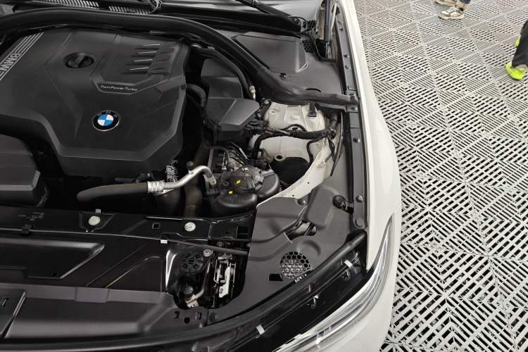 Used BMW 3 Series 2022 325Li M Sport Night Edition Package Engine Bay Left