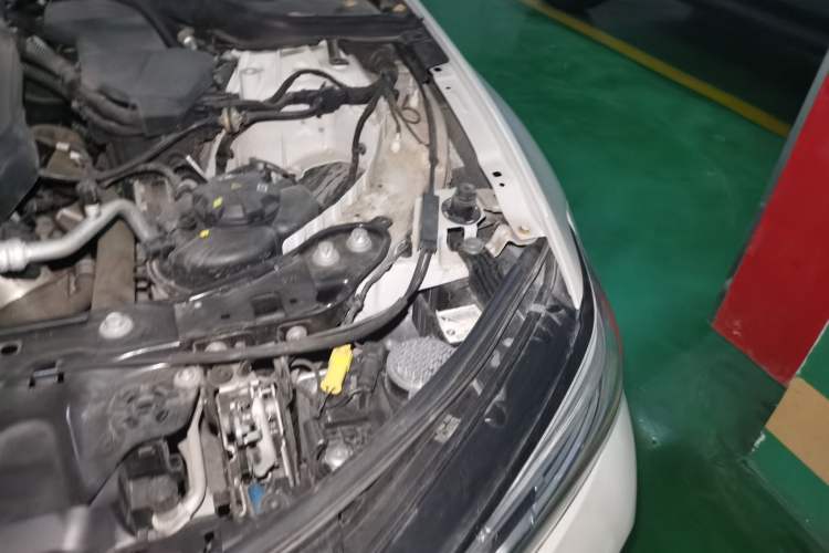 Used BMW 3 Series 2022 325i M Sport Package Engine Bay Left