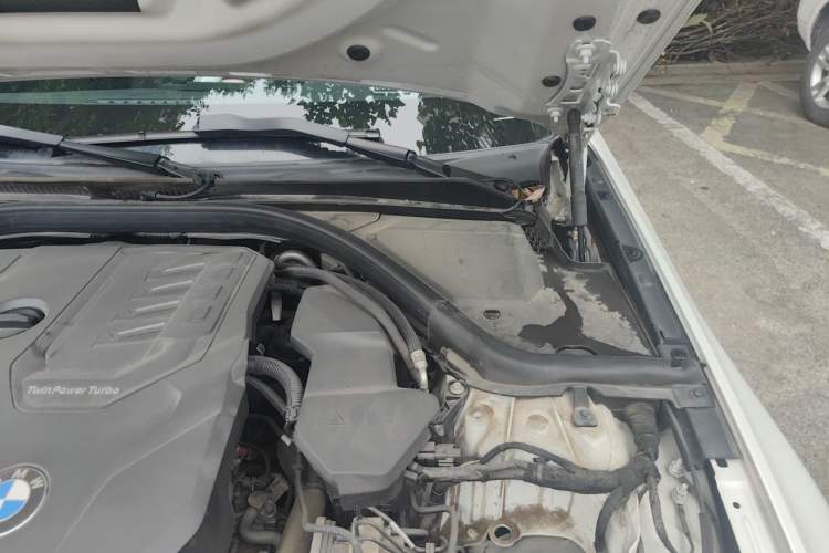 Used BMW 3 Series 2022 Restyled 325Li M Sport Night Edition Package Engine Bay Left